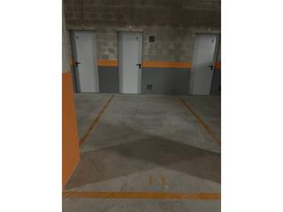 Parking coche en Sant valentí 151. Para coche con trastero, de nueva promoción