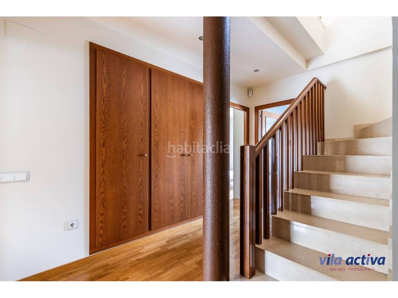 Foto 13dd5864-18c0-47ed-9052-69269f9a7665. Dúplex con dos terrazas y parking incluido en San Pere Terrassa