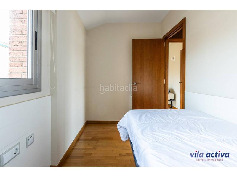 Foto 9cb02ece-5423-4d12-a86e-3b10f978fa5d. Dúplex con dos terrazas y parking incluido en San Pere Terrassa