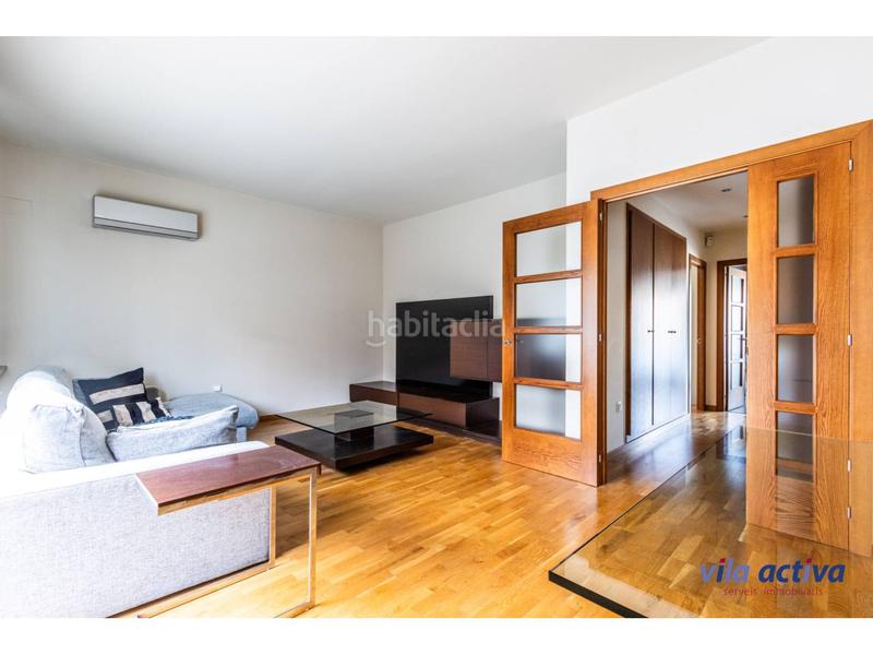 Foto dce87c0a-0a47-45ad-b000-ea37693e3762. Dúplex con dos terrazas y parking incluido en San Pere Terrassa
