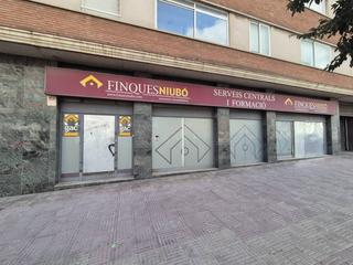 Locale commerciale in Brujas