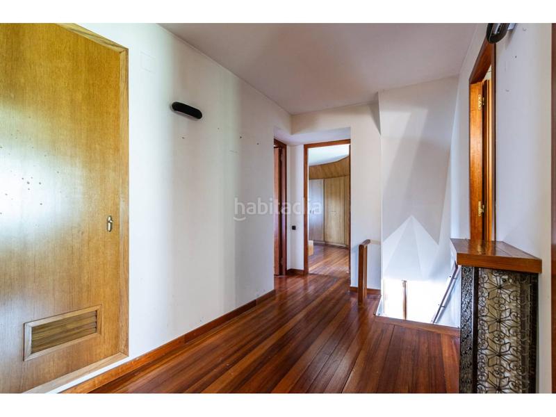 Foto 08e0e3e0-bda4-413f-8600-666b46588e2a. Chalet avec chauffage parking dans Matadepera