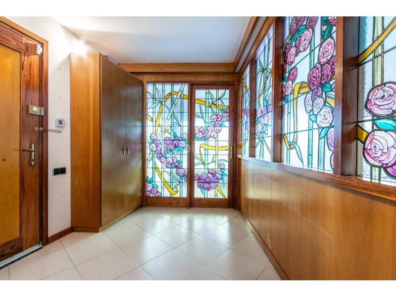 Foto 177e2431-9722-488b-b19f-166c6d8b5ee1. Chalet avec chauffage parking dans Matadepera