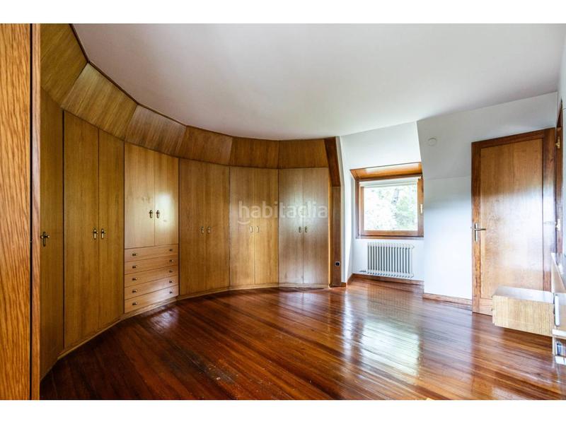 Foto b7c89854-abaa-4b5e-92fa-6d58dd680dd8. Chalet avec chauffage parking dans Matadepera