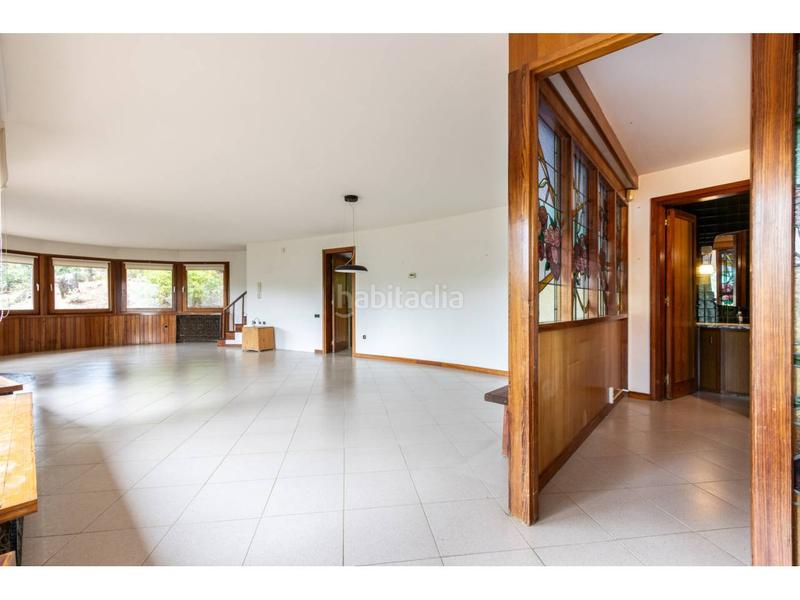 Foto ba5dc422-4b09-4b9c-8d66-85f99498cf0f. Chalet avec chauffage parking dans Matadepera