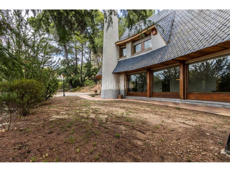 Foto ea0a02f7-0bb4-4de9-8da0-24be9f1f74a6. Chalet avec chauffage parking dans Matadepera