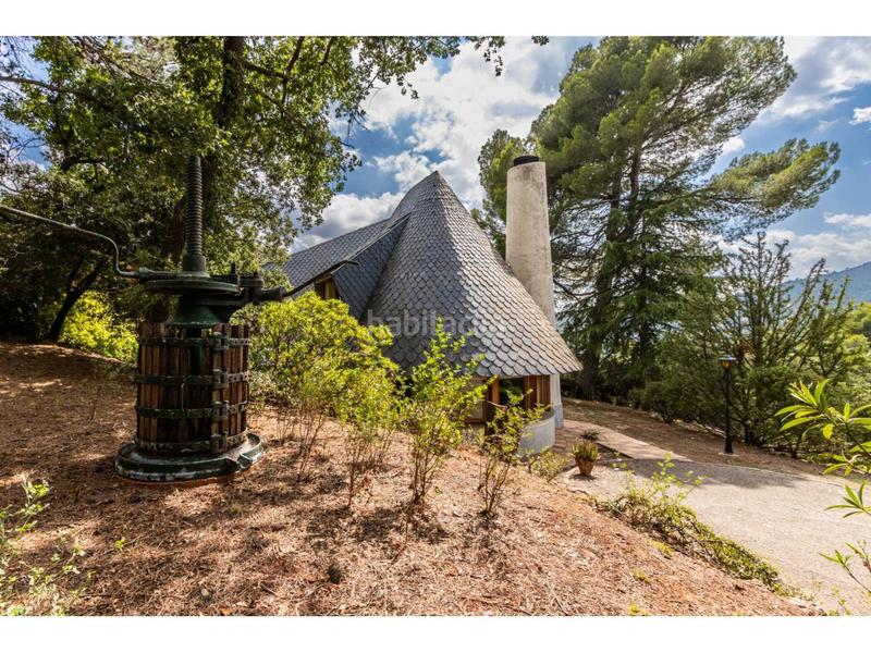 Foto fd448c39-5b72-4c3c-93fa-e1ca808f51ee. Chalet avec chauffage parking dans Matadepera