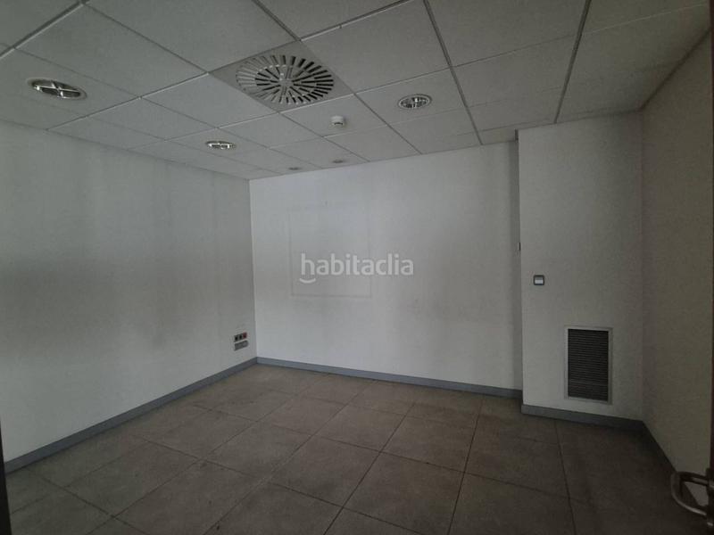 Foto 86e28b2a-13b2-493c-bfd8-9db0386225a7. Business premise in Can Palet Terrassa