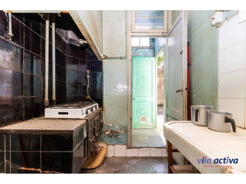Foto d0260585-2a90-4335-a918-fed49539b246. Casa a Barri del Centre Terrassa