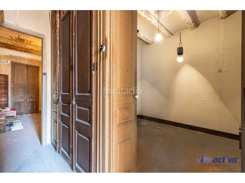 Foto f2167eef-3011-4f74-b431-65c90cdf7ff4. Casa a Barri del Centre Terrassa