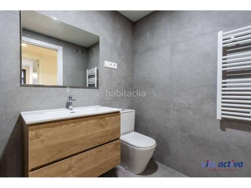 Foto 9d9d388c-f5a0-46d9-b12b-6b2a3772094c. Pis amb calefacció a Vallparadís - Antic Poble de Sant Pere Terrassa