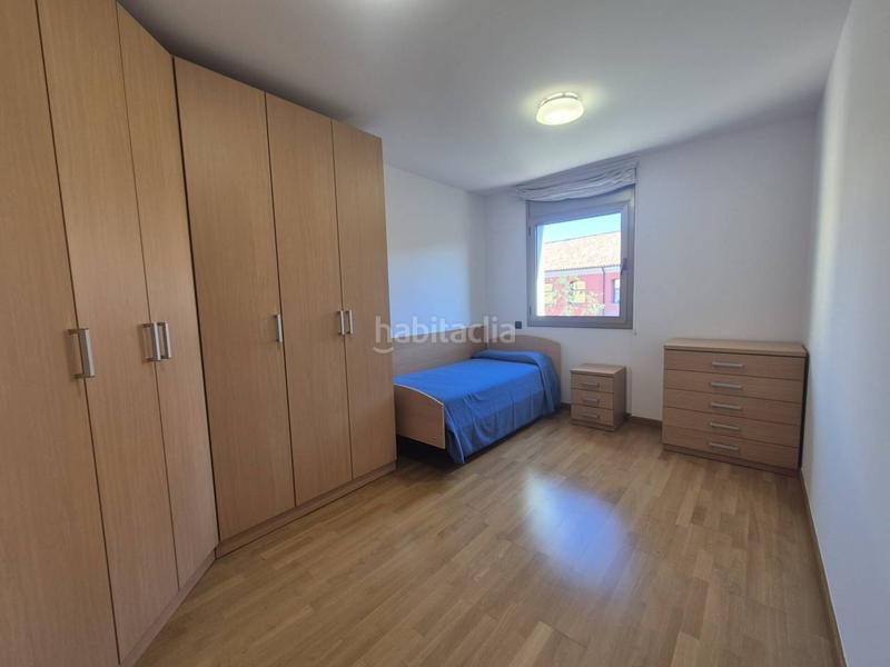 Foto 8fb90302-f2ff-4660-a4ec-25603bba61b7. Lloguer pis amb calefacció aparcament a Barri del Centre Terrassa