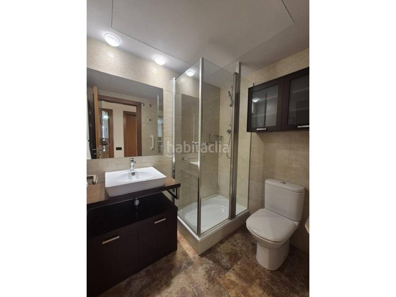 Foto a88c50fd-66c4-4018-8dba-70399a0c47e4. Rent flat with heating parking in Barri del Centre Terrassa