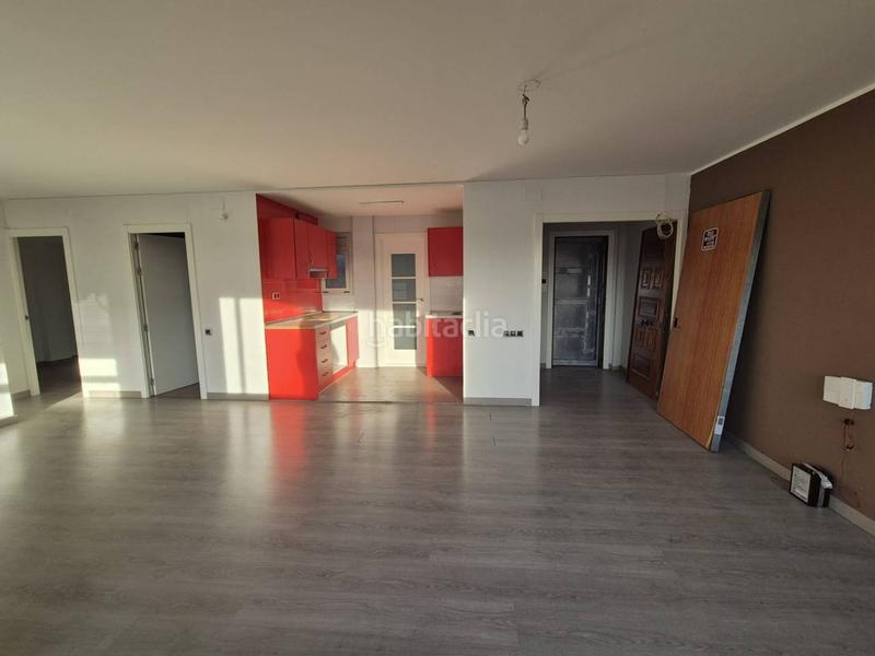 Foto 057b7c48-523f-4751-9b66-15a36ae77486. Etagenwohnung in Plaça Catalunya - Escola Industrial Terrassa