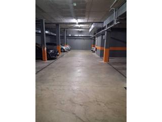 Lloguer Aparcament cotxe a Ramón llull 100. Para coche