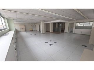 Miete Büro  Calle navas de tolosa. Conjunto de oficinas, local y plazas de garaje en alquiler. idea