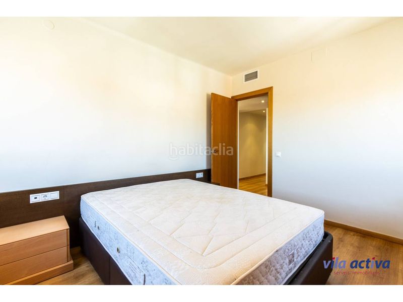 Foto a4c811fb-985e-4969-a7d6-c0d303d23336. Pis amb calefacció a Barri del Centre Terrassa