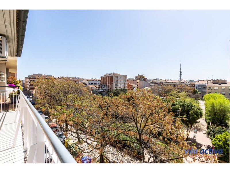 Foto 4d3d9098-9ac0-4449-8477-88d56349e714. Dúplex muy amplio en San Pere Terrassa
