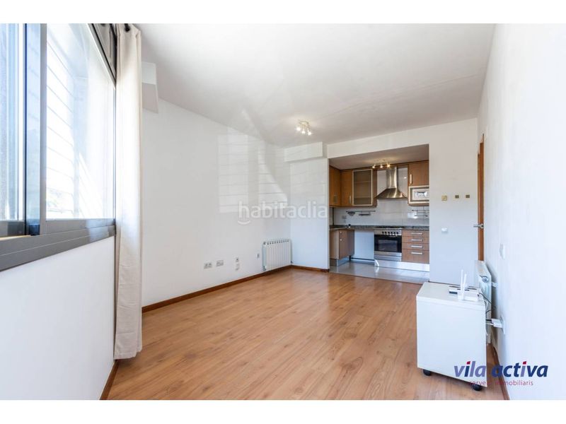 Foto 19bd674b-b2ea-47d3-adb3-57ef0ae418a6. Piso impecable en Roc Blanc Terrassa