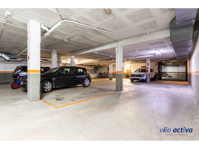 Foto 94db5954-8fd1-43a8-83d7-1287fb85bcf7. Piso impecable en Roc Blanc Terrassa