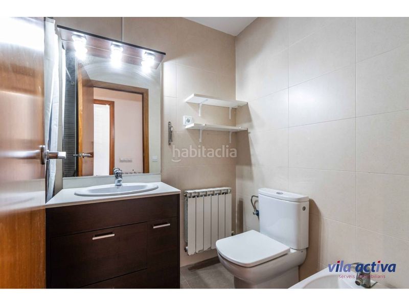 Foto efac03f8-4712-4240-bce0-99249f7c49e4. Piso impecable en Roc Blanc Terrassa