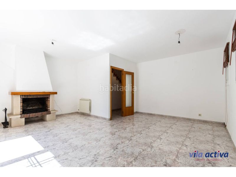 Foto 12424dee-5023-413d-8db2-6df81797e36e. Casa con patio, garaje y piscina comunitaria en Viladecavalls