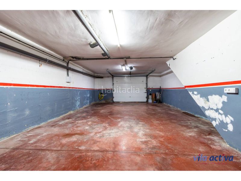 Foto 6bda7588-03e7-4be0-a440-becdab5054ad. Casa con patio, garaje y piscina comunitaria en Viladecavalls