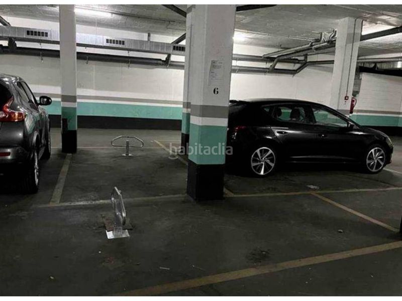 Foto 863342c2-4310-4853-9ac7-3bfdbad8241c. Aparcament cotxe a Ca n'Anglada Terrassa