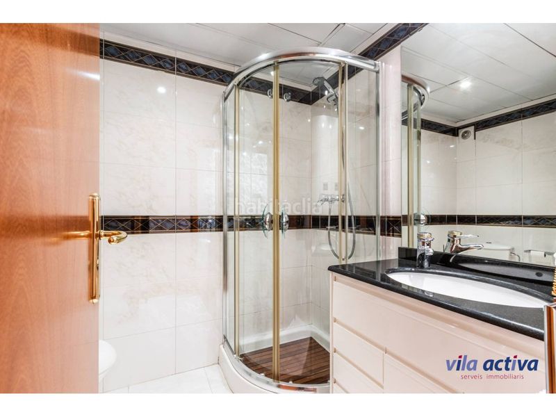 Foto e7b46ead-4036-4b34-bbc9-fcd7ac9164d1. Pis amb aparcament a Barri del Centre Terrassa