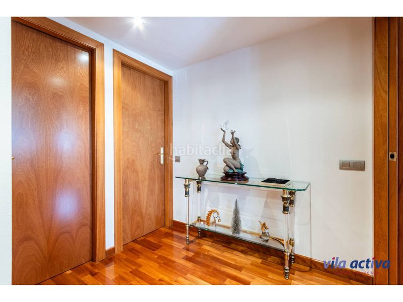 Foto e8aacaee-1a6f-4043-b3f9-d0cb01e7b631. Pis amb aparcament a Barri del Centre Terrassa