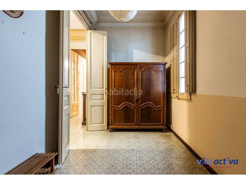 Foto b1d81d5b-7532-43a9-8197-b2d8bdf2dafc. Pis amb calefacció a L´Antiga Esquerra de l´Eixample Barcelona