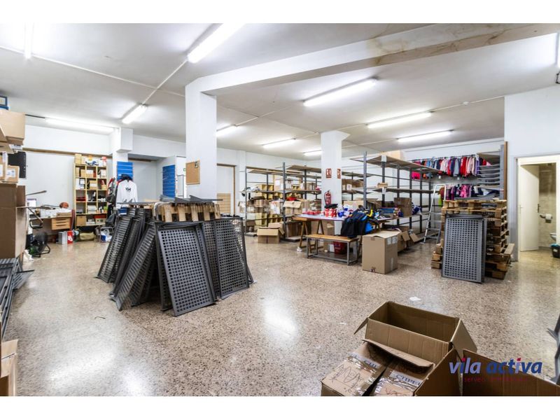 Foto 805f392e-f049-4a51-862d-93af4fd75614. Local comercial a Cementiri Vell Terrassa