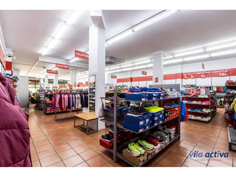 Foto 9a0fa195-8a31-435f-89dc-660fa270b364. Local comercial a Cementiri Vell Terrassa