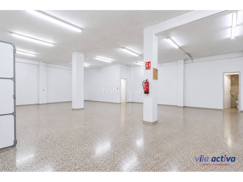 Foto b4e31b55-b893-481b-ac5d-894d5a9e957f. Local comercial a Cementiri Vell Terrassa