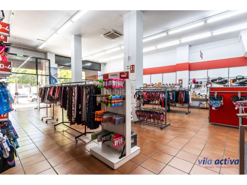 Foto cbdc05cc-90c1-4f2a-8629-0b610888fd76. Local comercial a Cementiri Vell Terrassa