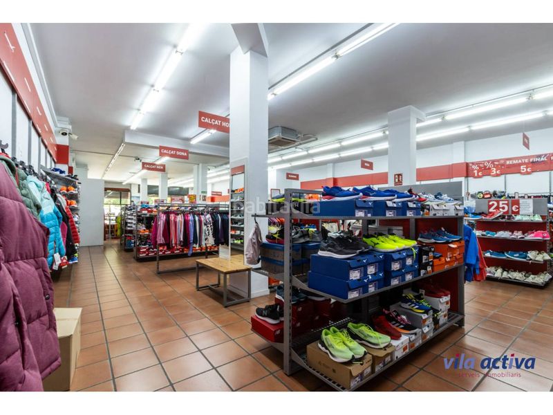 Foto e375442a-f73b-4964-b5d0-26486e7b1ce5. Local comercial a Cementiri Vell Terrassa