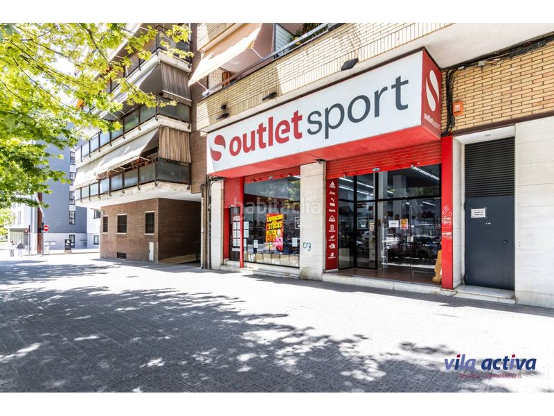 Foto f09b49c1-3994-40f7-b80d-9163d12396d7. Local comercial a Cementiri Vell Terrassa