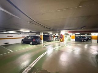 Autoparkplatz in Calle vinyals 18. Para coche