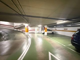 Autoparkplatz in Calle vinyals 18. Para coche