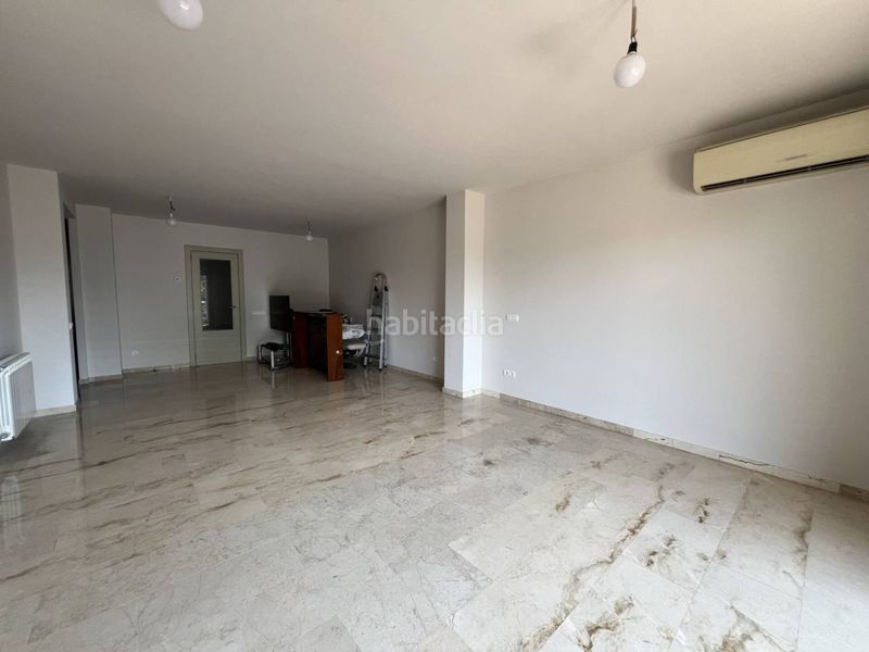 Foto 10fb9849-7990-445d-82f6-cd75d8f664e6. Location duplex avec chauffage dans Barri del Centre Terrassa