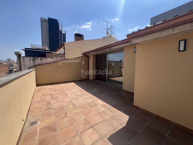 Foto 122a53da-f3d3-4739-a682-834cb046d1c4. Location duplex avec chauffage dans Barri del Centre Terrassa