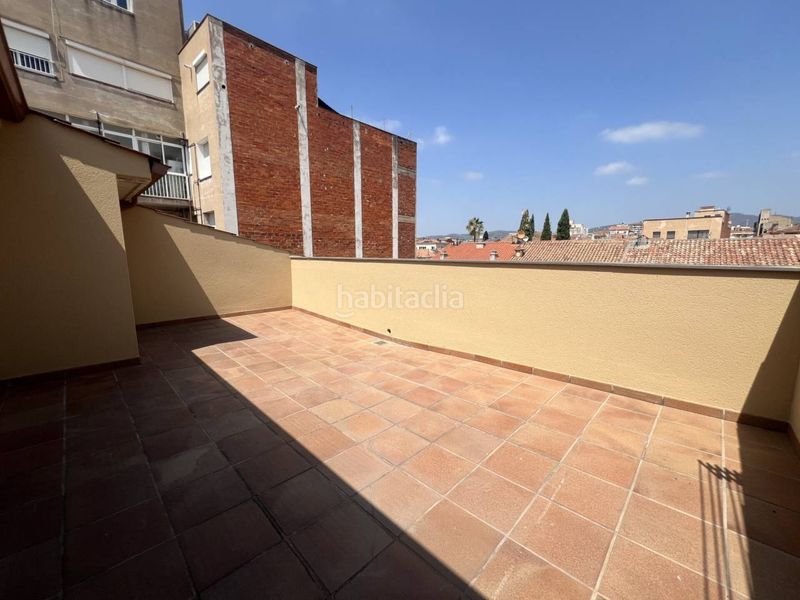 Foto 5f0900e3-49d9-465e-97d3-1c075645b8f0. Rent duplex with heating in Barri del Centre Terrassa