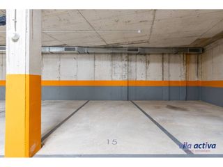 Aparcament cotxe a Calle Salmerón 87