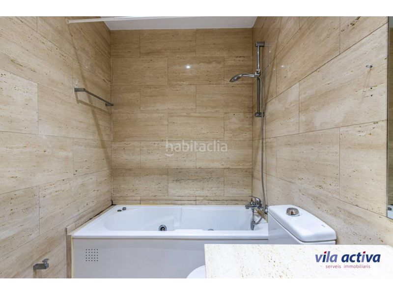 Foto 595efcee-d747-4a39-9d00-eb990a4c09ad. Pis amb calefacció aparcament a Barri del Centre Terrassa