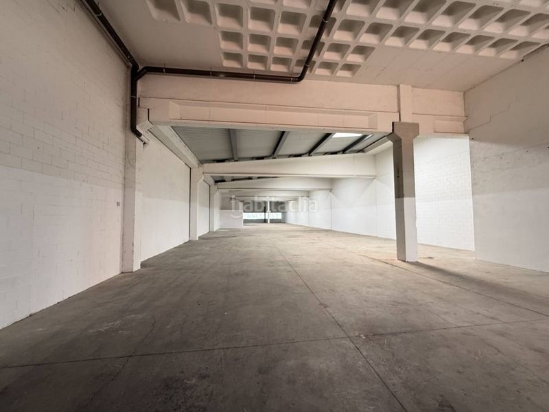 Foto b77d5dd0-c027-4440-9aad-950858306c0a. Rent industrial building in Can Parellada Terrassa