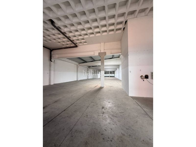 Foto db6247f0-0d2f-4e3e-a5a3-d3599d0b9d6b. Rent industrial building in Can Parellada Terrassa