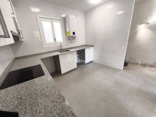 Pis  Calle palauet. Venta de un piso en la bordeta, lleida capital  calle palauet