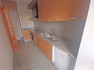Location Appartement  Avenida estudi general. Piso en alquiler en cap pont  estudio general  universidades, si