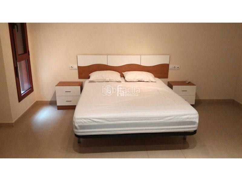 Foto a43d7c18-54fb-4528-b697-bf54d2039670. Location duplex avec chauffage parking dans Centre Històric Lleida