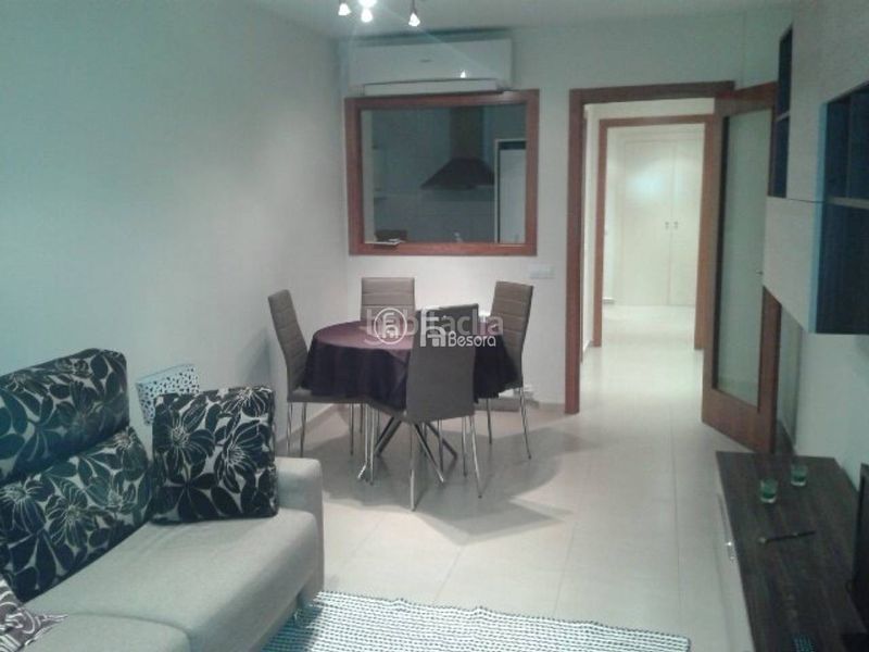 Foto 4f5e1889-dd6b-47e2-8d06-9b6afe776d34. Rent duplex with heating parking in Centre Històric Lleida
